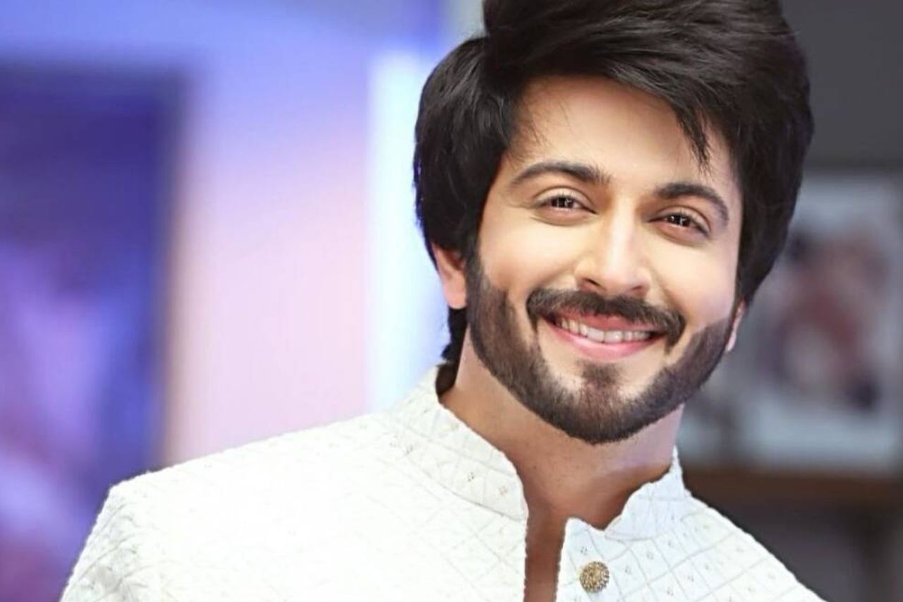 Dheeraj Dhoopar tastes the perks of being pregnant!!