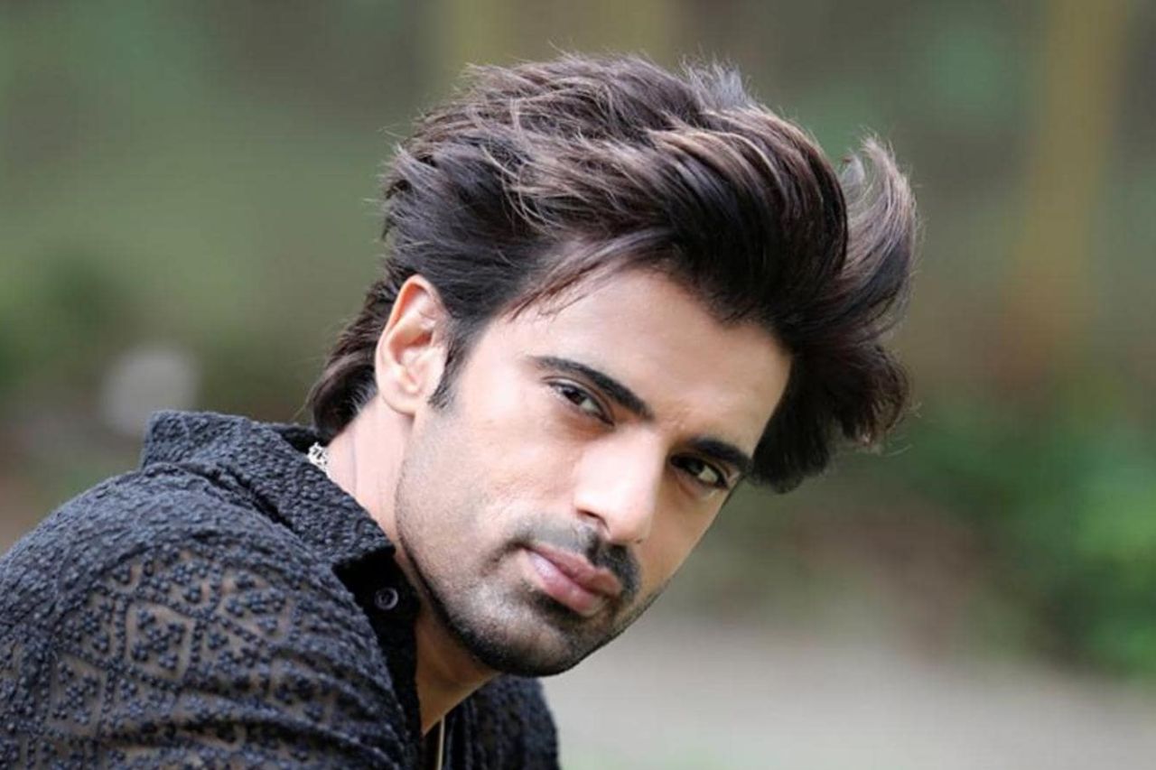 Mohit Malik quotes a beautiful note for his co-star Sananya Irani from his web-series Cyber Vaar