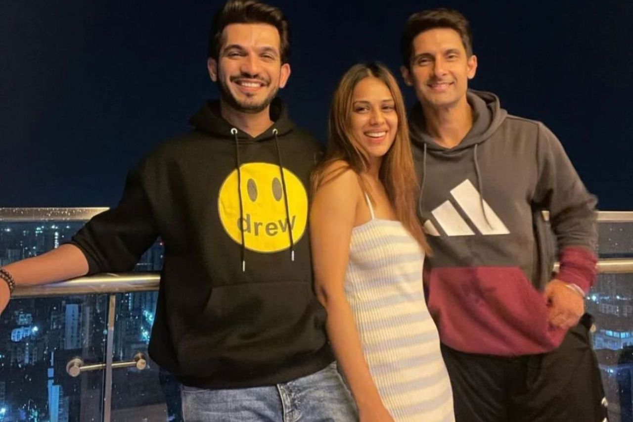 Nia Sharma and Ravi Dubey meet at Arjun Bijlani's new residence; Shares a glimpse of their fun time