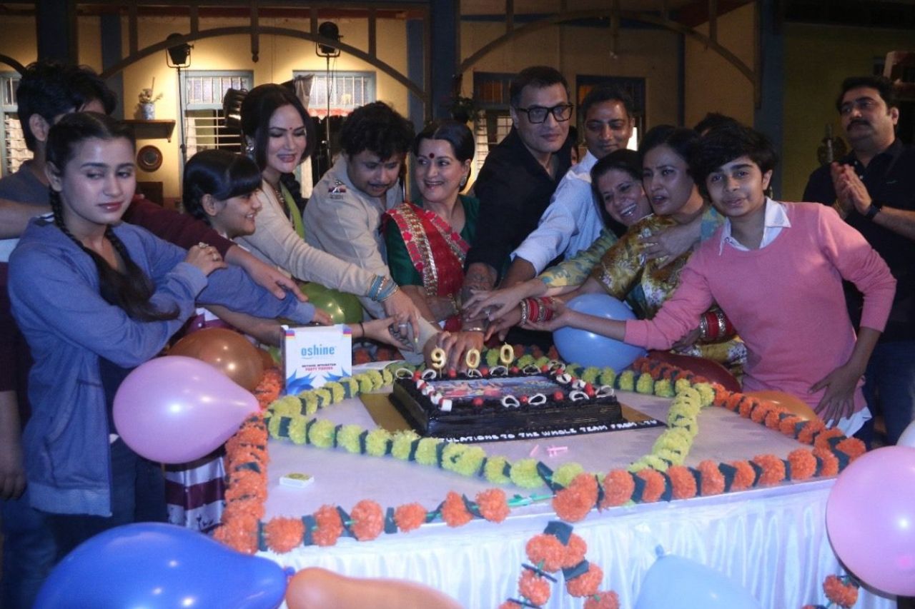 &TV's Happu Ki Ultan Paltan celebrates the completion of 900 episodes!